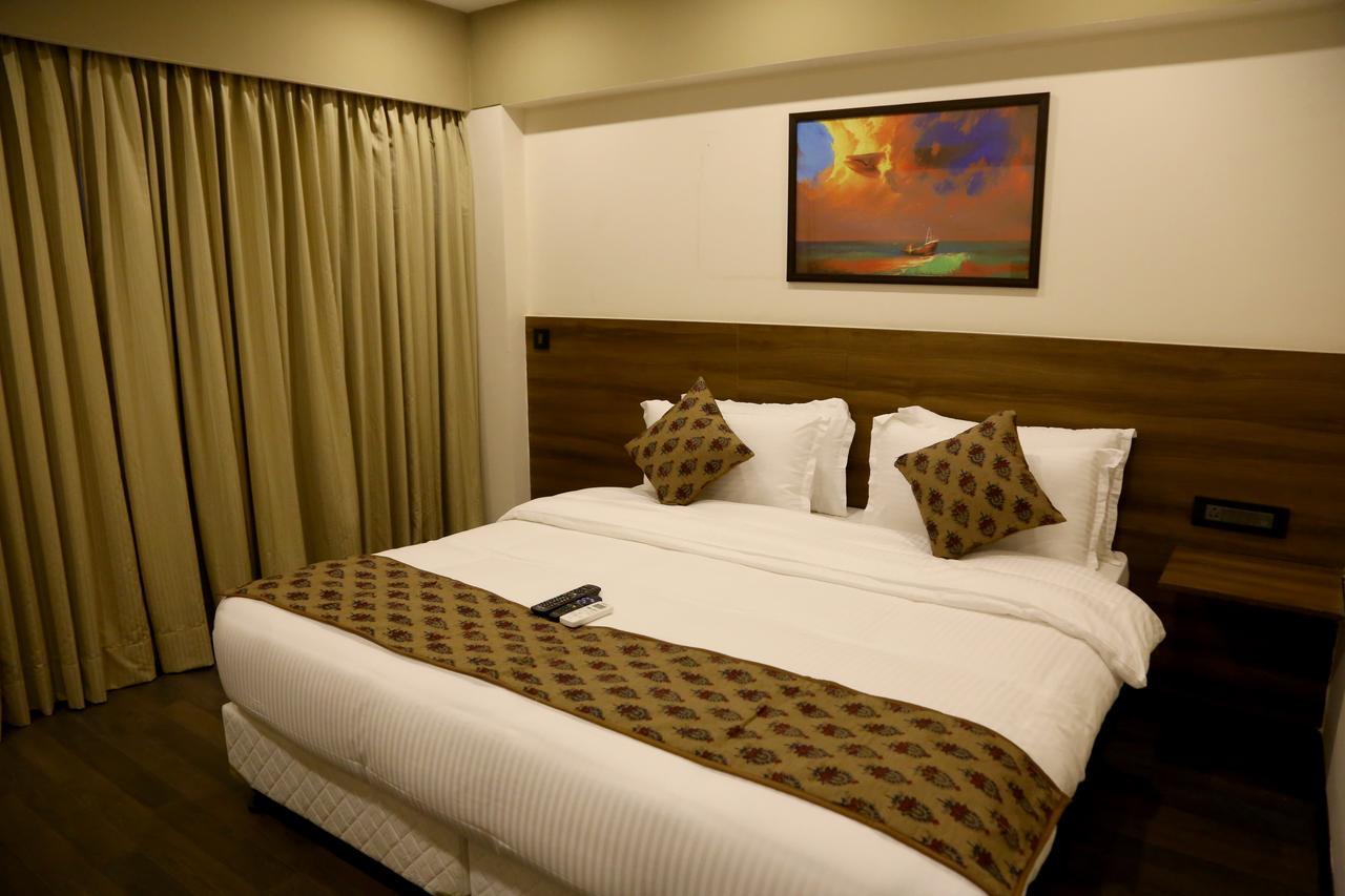 Hotel Mumbai House Andheri East, Bombay Exterior foto