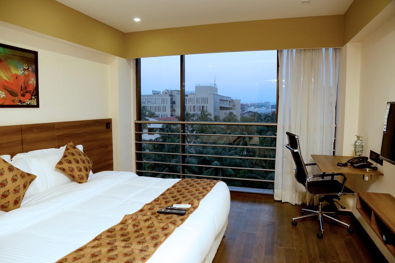Hotel Mumbai House Andheri East, Bombay Exterior foto